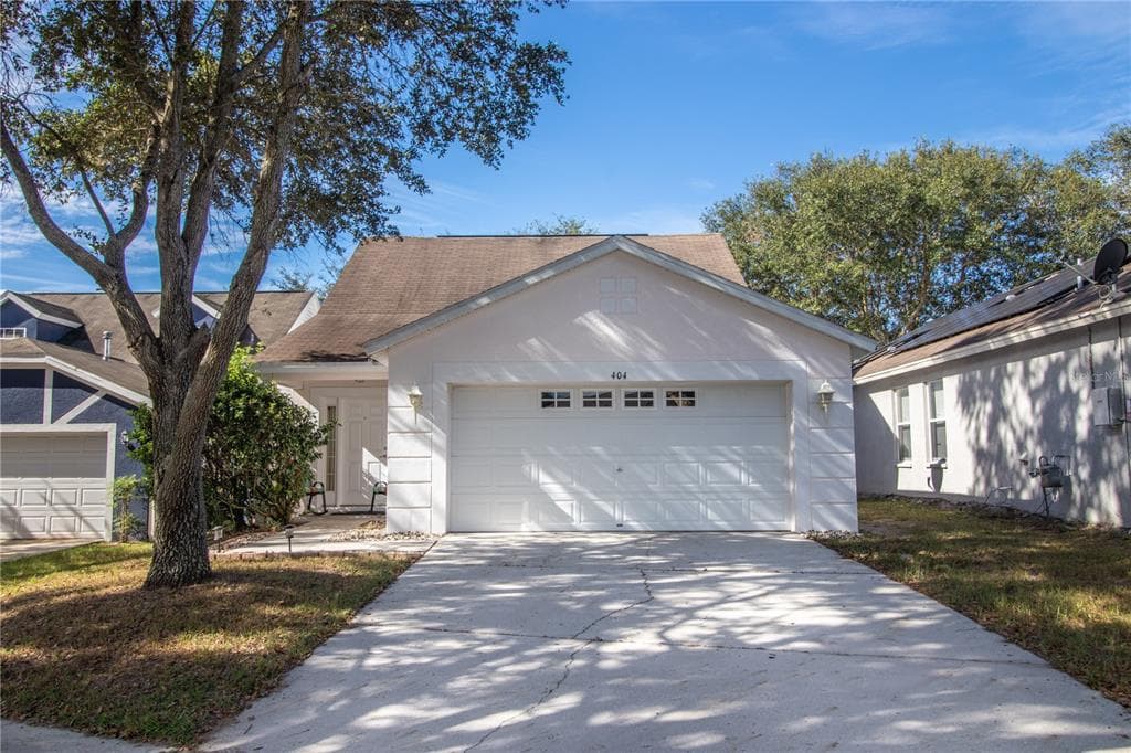 404 SUMMER SAILS DRIVE VALRICO, FL 33594