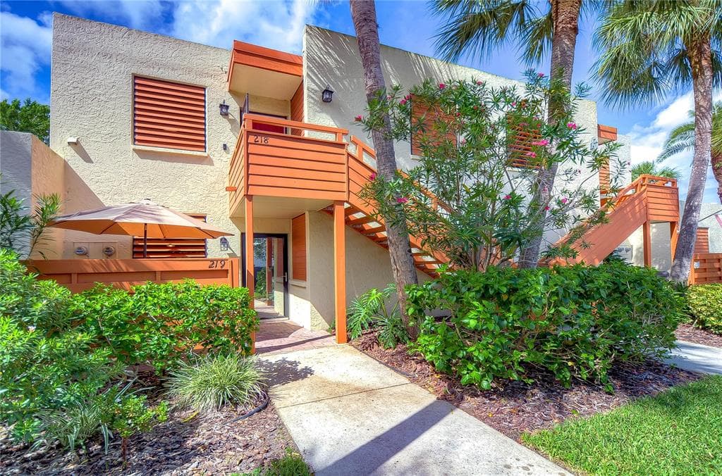 219 PINENEEDLE DRIVE UNIT 219 BRADENTON, FL 34210