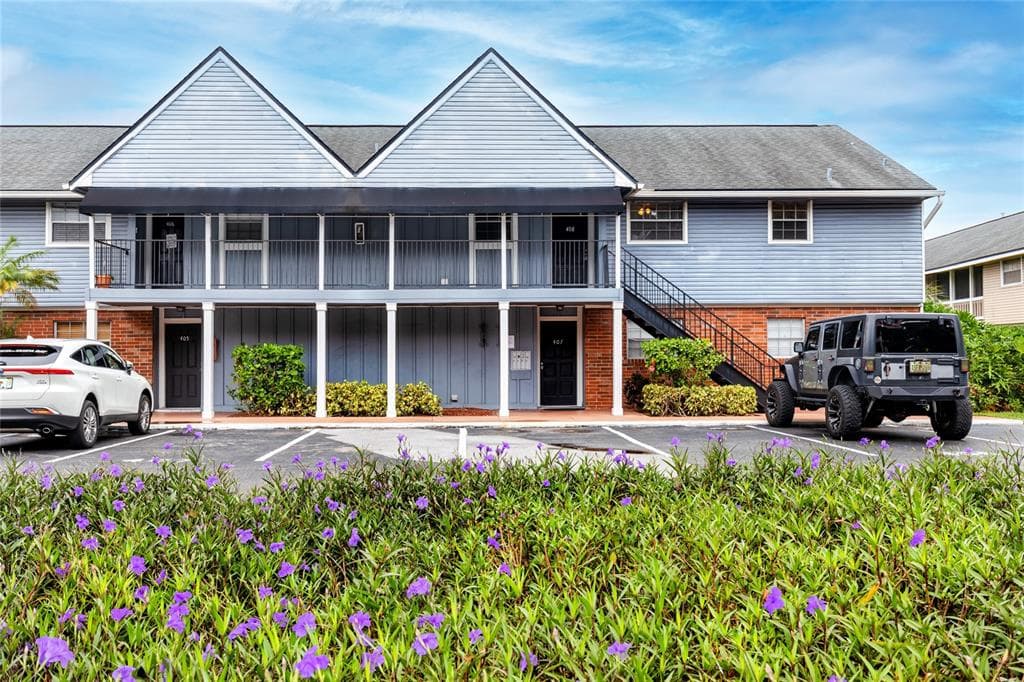 200 COUNTRY CLUB DRIVE UNIT 408 LARGO, FL 33771