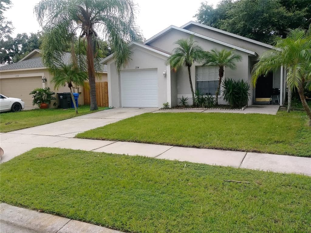 1334 MOHRLAKE DRIVE BRANDON, FL 33511