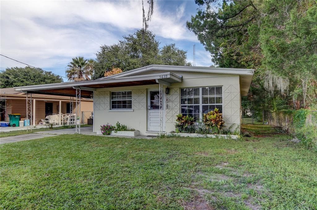 5639 LORENZEN ROAD PORT RICHEY, FL 34668