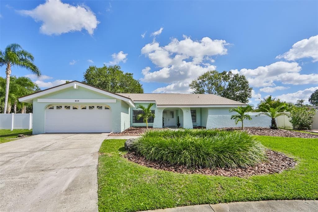 14816 DARTMOOR LANE TAMPA, FL 33624