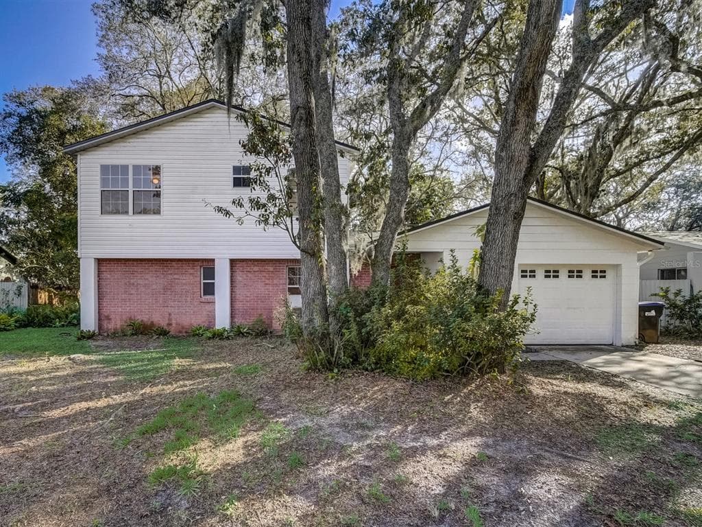 10120 LICHEN COURT ORLANDO, FL 32817