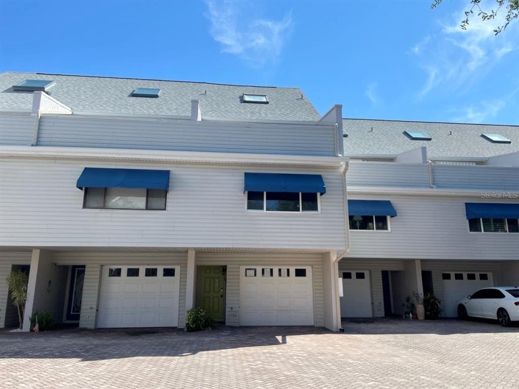 1375 PINELLAS BAYWAY S UNIT 38 TIERRA VERDE, FL 33715