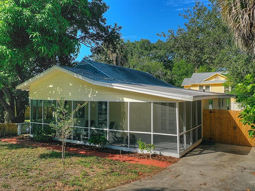 1500 N OSCEOLA AVENUE CLEARWATER, FL 33755