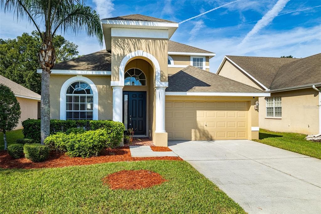 30641 PUMPKIN RIDGE DRIVE WESLEY CHAPEL, FL 33543
