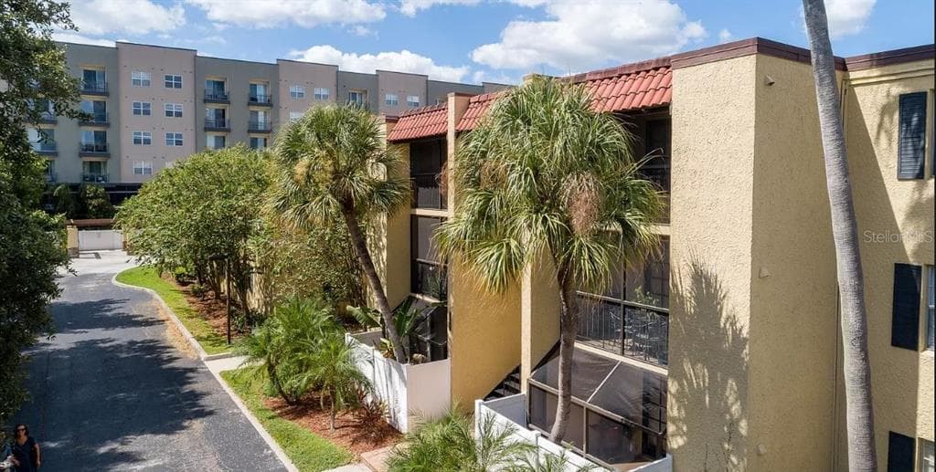 5305 SAN SEBASTIAN COURT UNIT 227 TAMPA, FL 33609