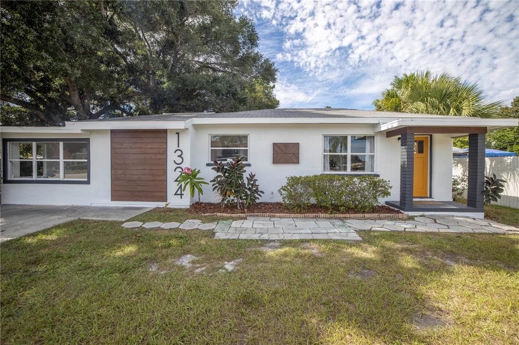 1324 58TH STREET N ST PETERSBURG, FL 33710