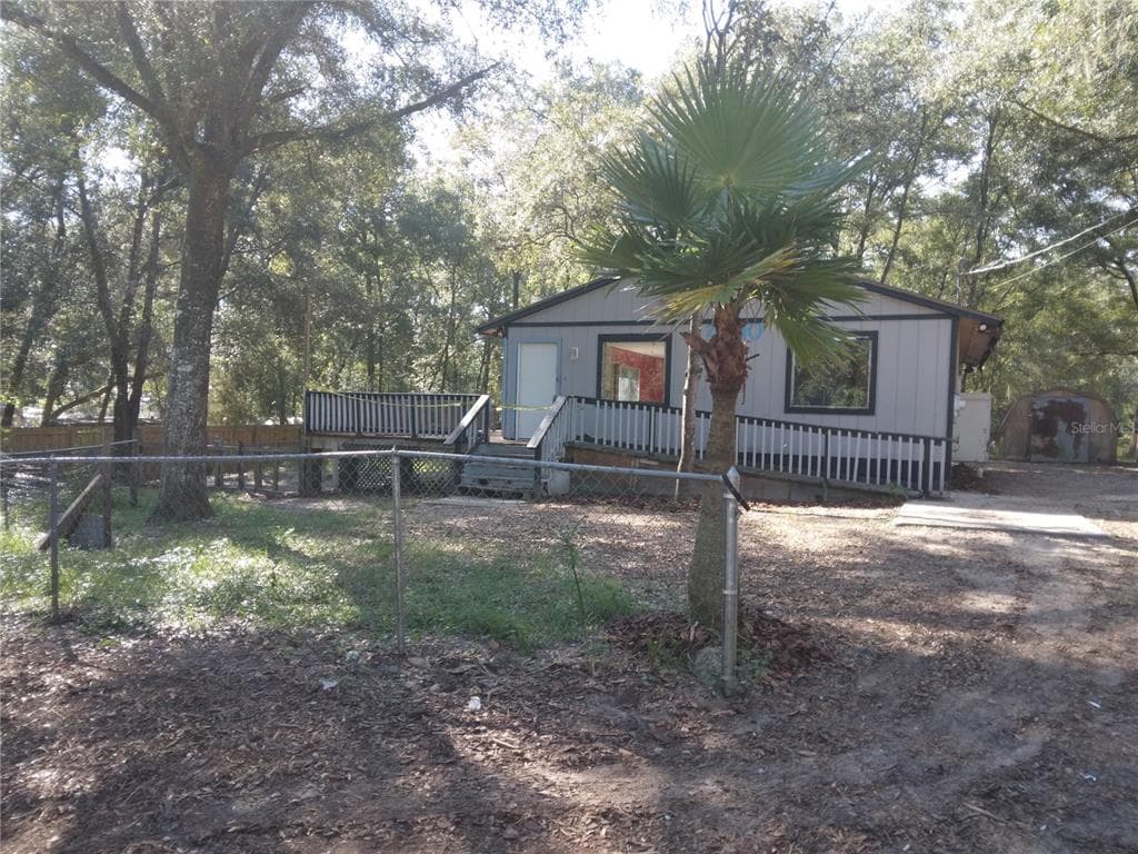 20340 GATOR ROAD ALTOONA, FL 32702