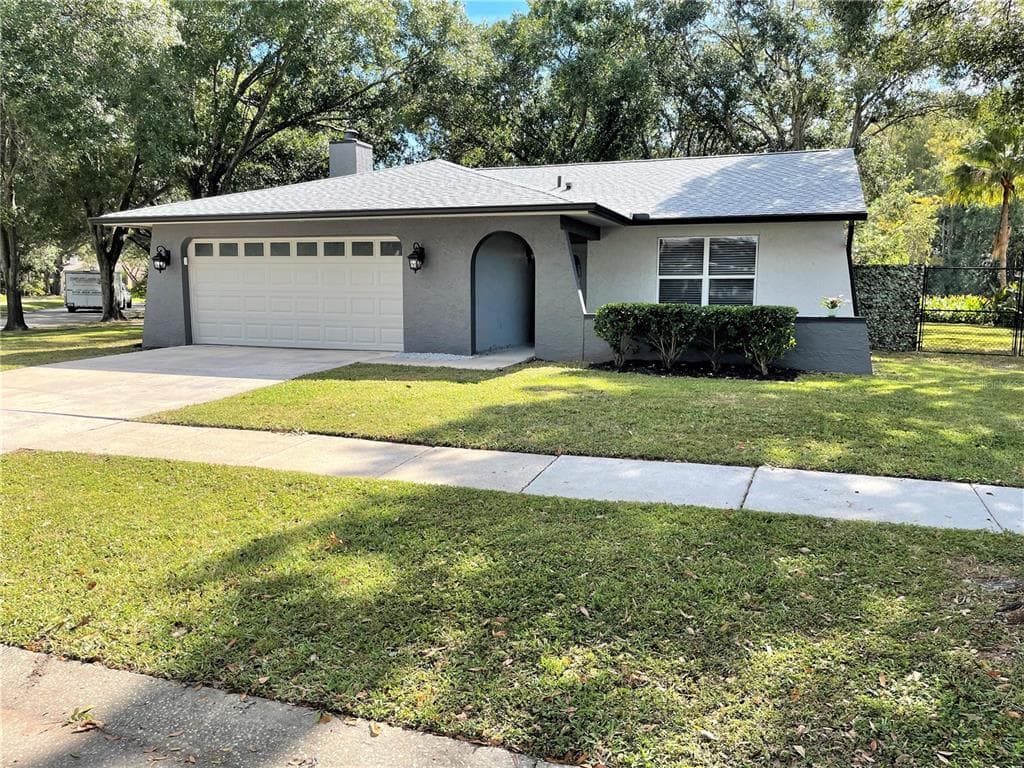 4602 RIDGE POINT DRIVE TAMPA, FL 33624
