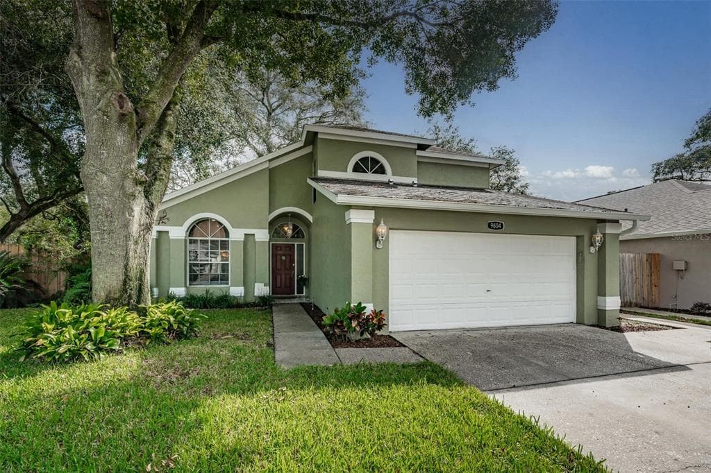 9804 TERRACE TRAIL LANE TEMPLE TERRACE, FL 33637
