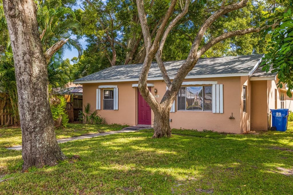 3135 19TH STREET N ST PETERSBURG, FL 33713