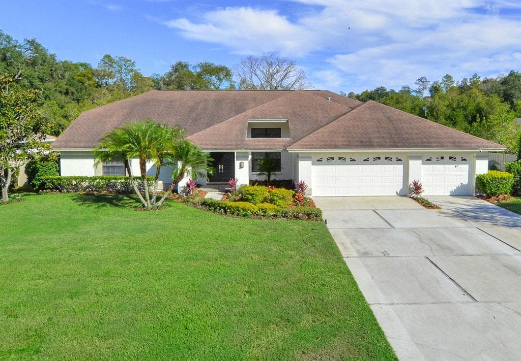 16117 VANDERBILT DRIVE ODESSA, FL 33556