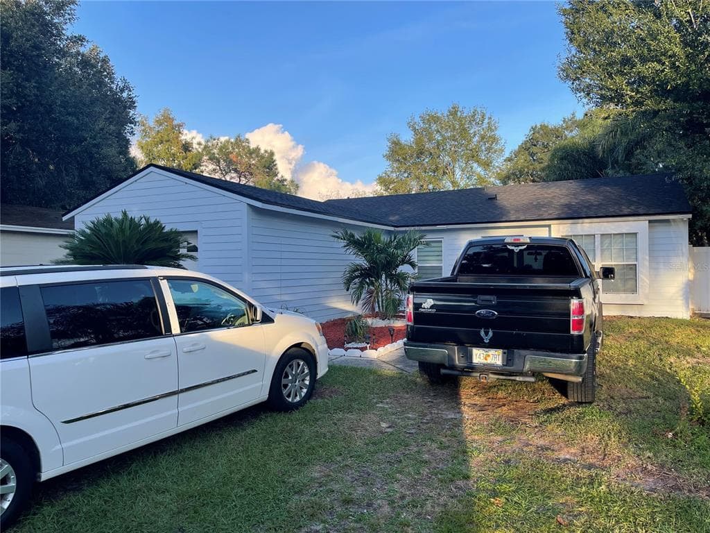 14007 FULLERTON DRIVE TAMPA, FL 33625