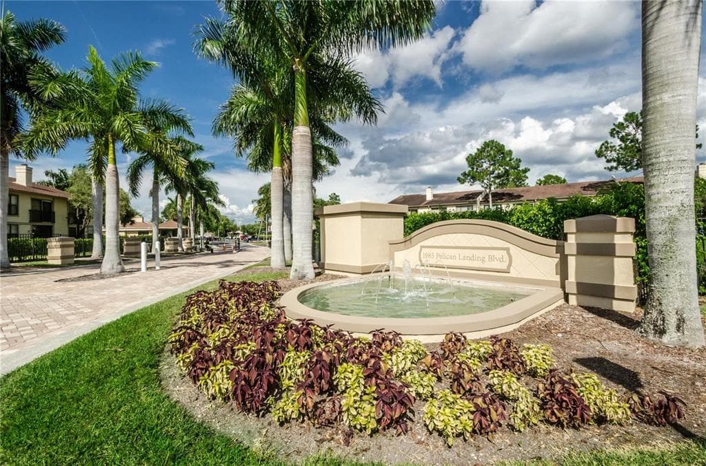 2073 SKIMMER COURT W UNIT 226 CLEARWATER, FL 33762