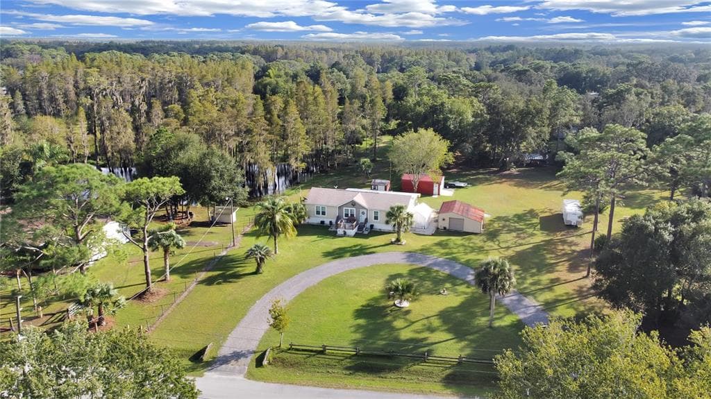 17450 GUNLOCK ROAD LUTZ, FL 33558