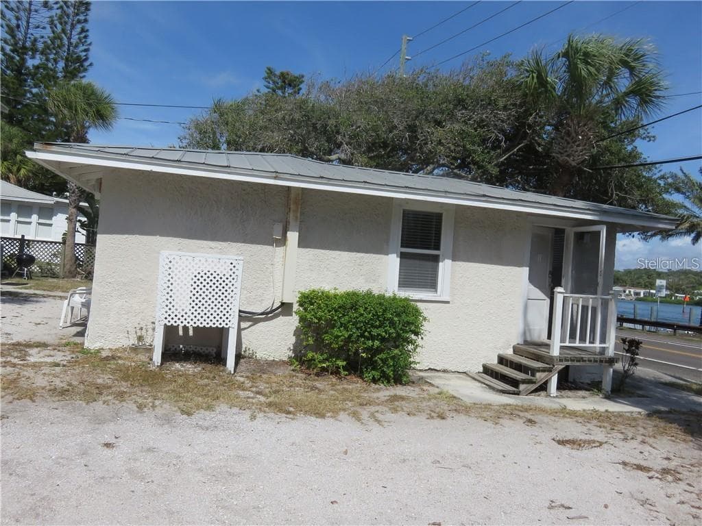 16 GULF BOULEVARD INDIAN ROCKS BEACH, FL 33785