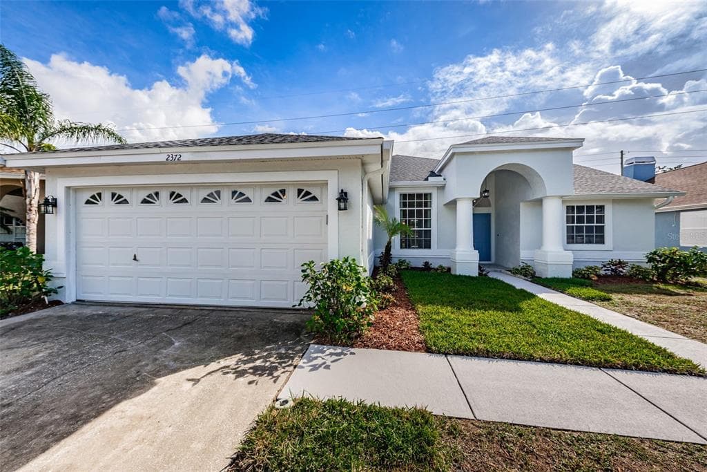 2372 LILAC DRIVE PALM HARBOR, FL 34683