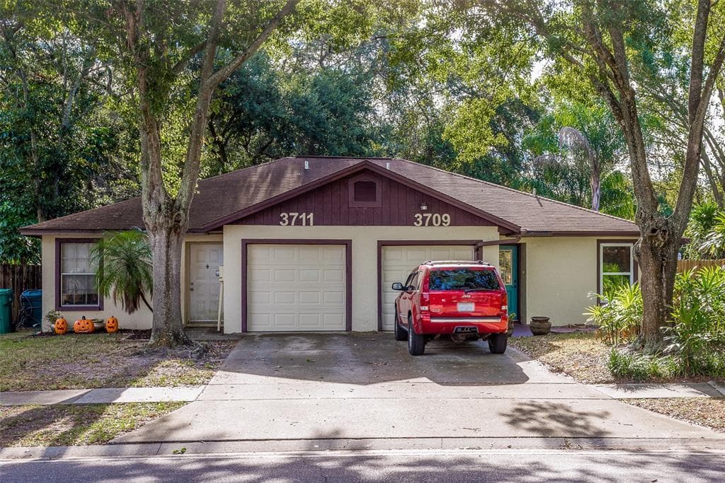 3709 CHELTENHAM DRIVE PALM HARBOR, FL 34684