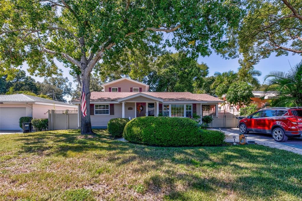 1521 60TH STREET S GULFPORT, FL 33707