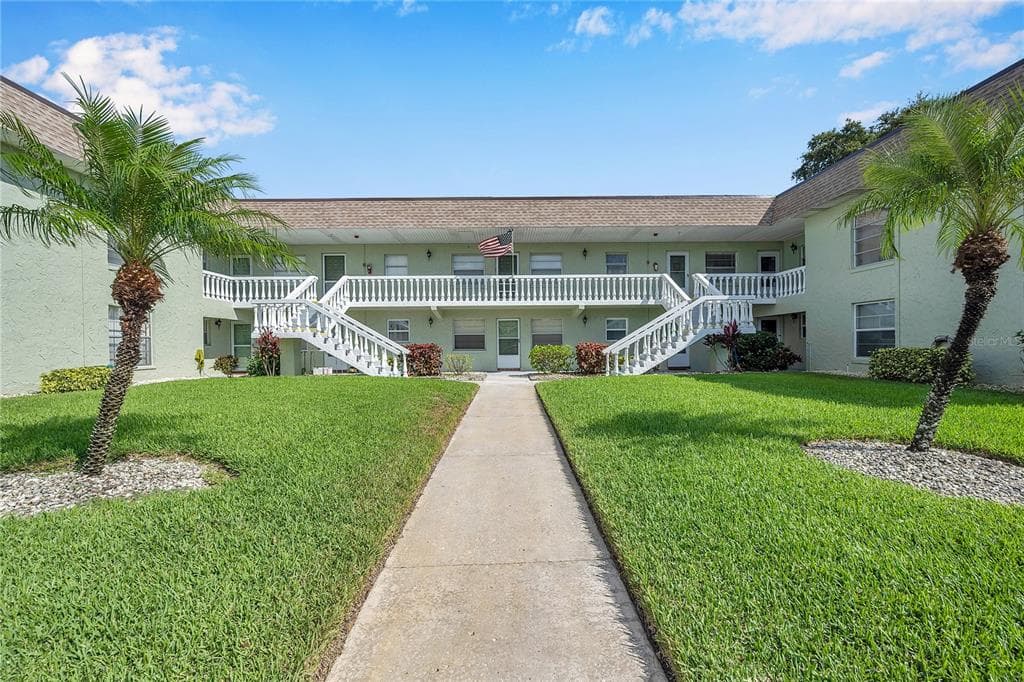 1250 S PINELLAS AVENUE UNIT 407 TARPON SPRINGS, FL 34689