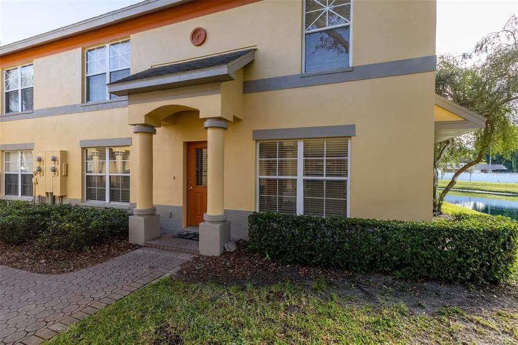 166 COQUINA BAY DRIVE UNIT 166 ST PETERSBURG, FL 33705