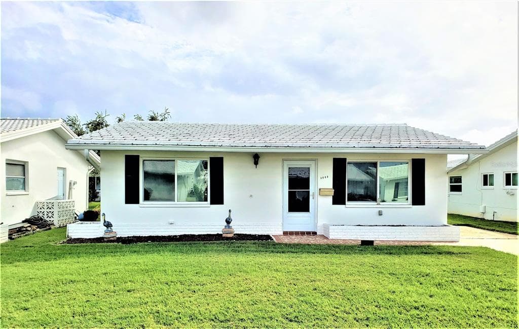 3660 100TH PLACE N UNIT 4 PINELLAS PARK, FL 33782