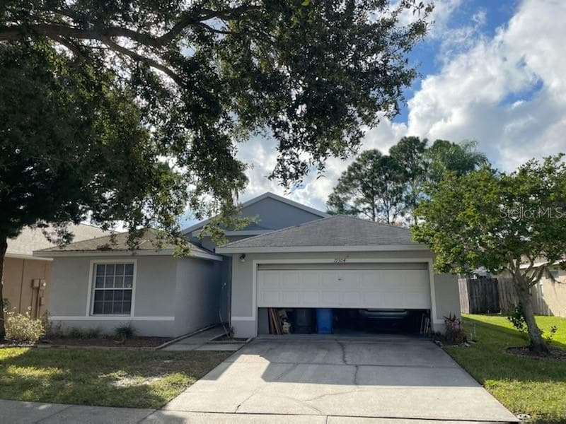 19304 GARDEN QUILT CIRCLE LUTZ, FL 33558