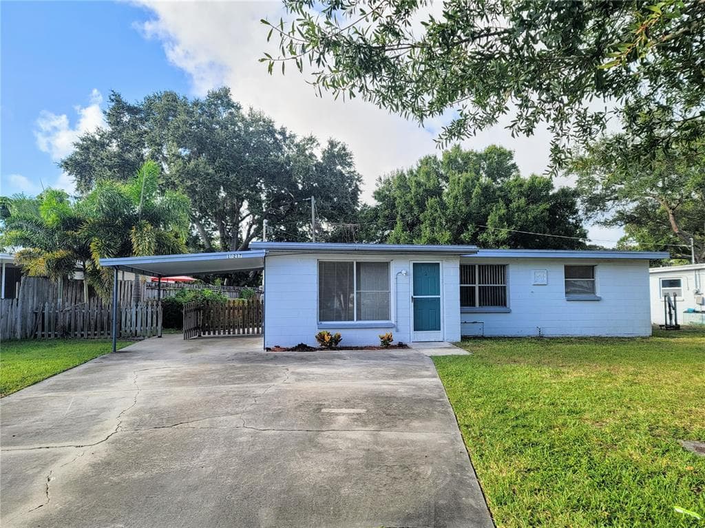 10217 117TH TERRACE LARGO, FL 33773