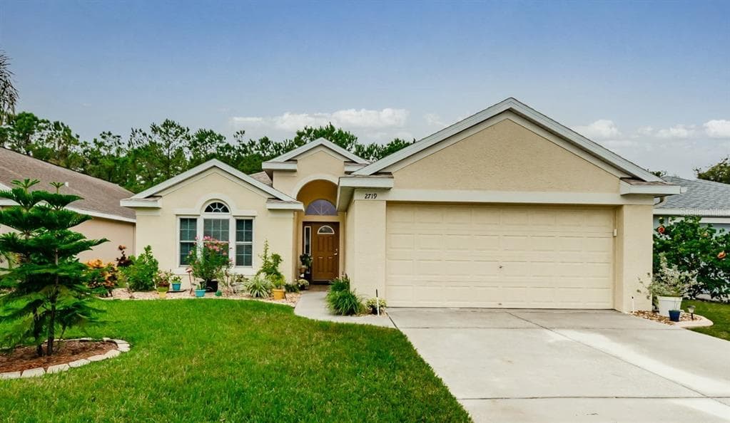 2719 DOLPHIN WATCH COURT HOLIDAY, FL 34691