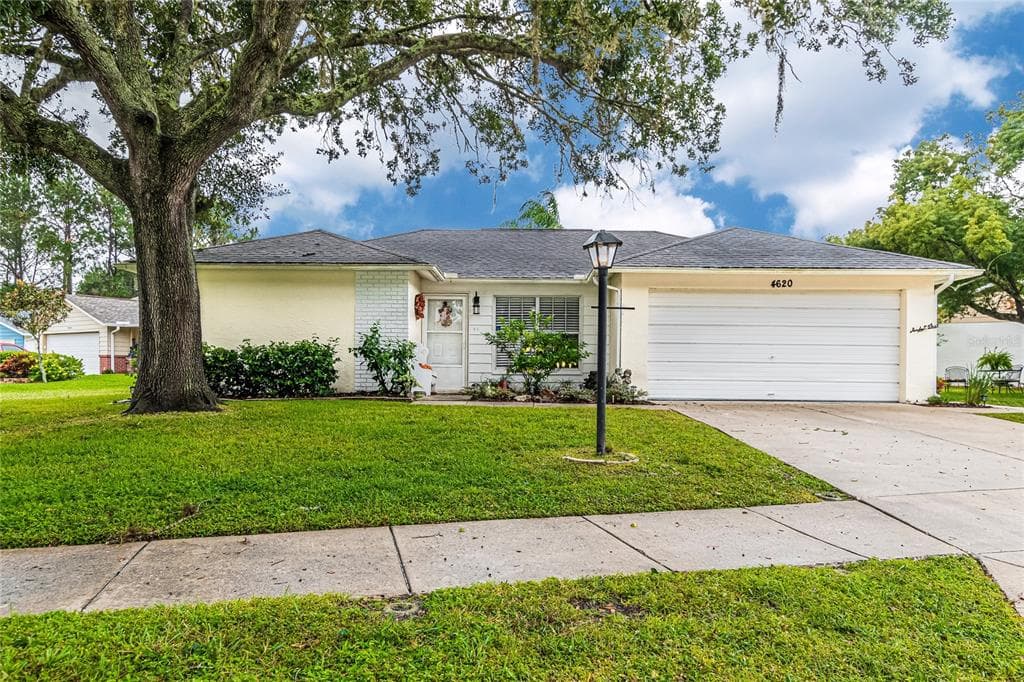 4620 TIBURON DRIVE NEW PORT RICHEY, FL 34655