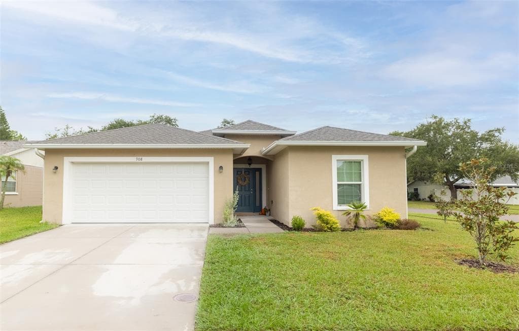 908 COOLWOOD PLACE BRANDON, FL 33511
