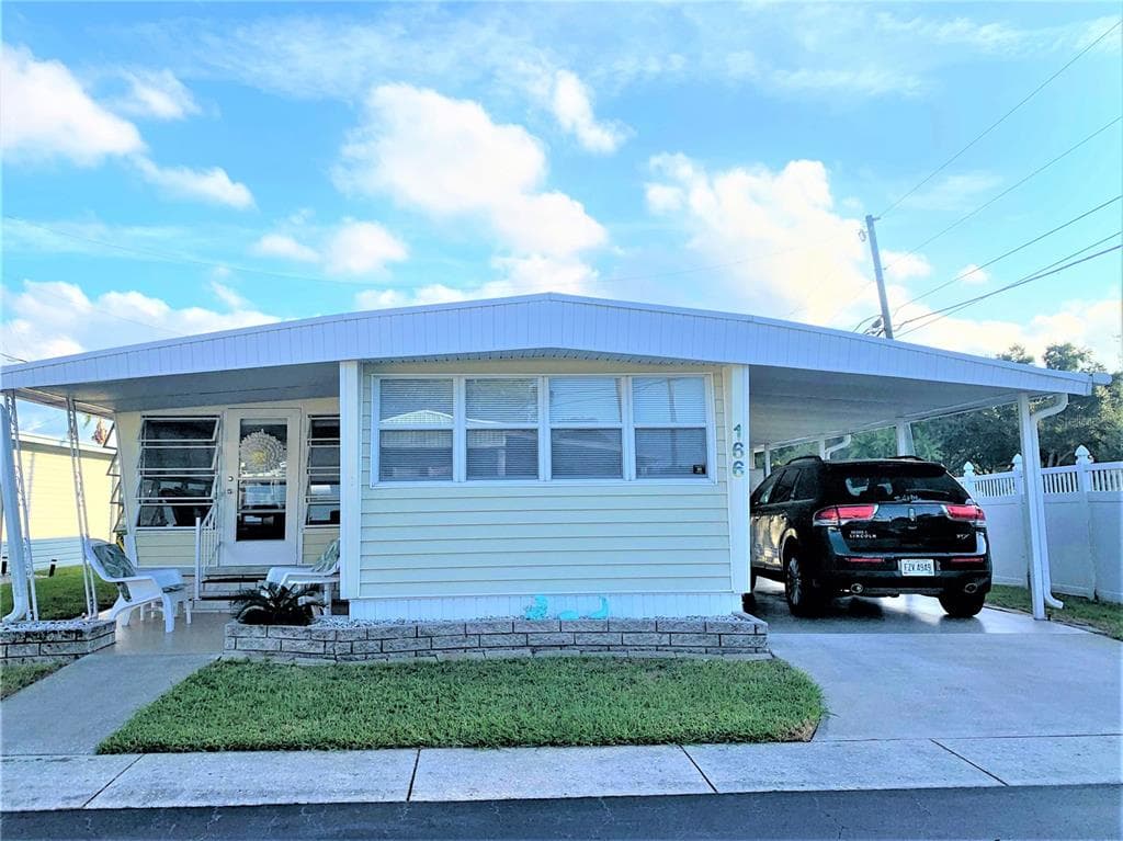 2000 E BAY DRIVE UNIT 166 LARGO, FL 33771