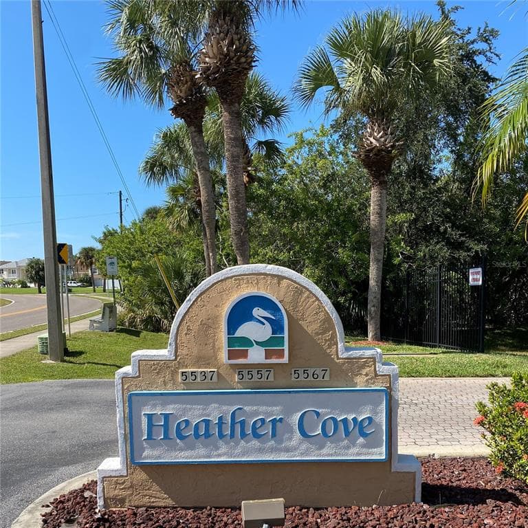 5567 SEA FOREST DRIVE UNIT 322 NEW PORT RICHEY, FL 34652
