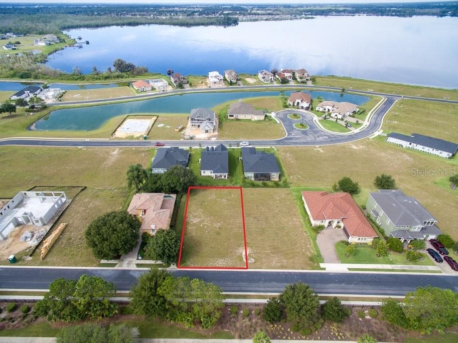 142 STARGRASS DRIVE AUBURNDALE, FL 33823