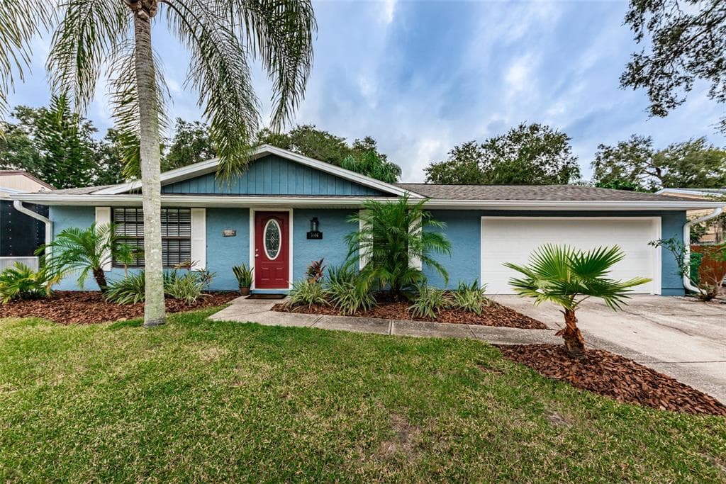 3006 CINNAMON BOULEVARD PALM HARBOR, FL 34684