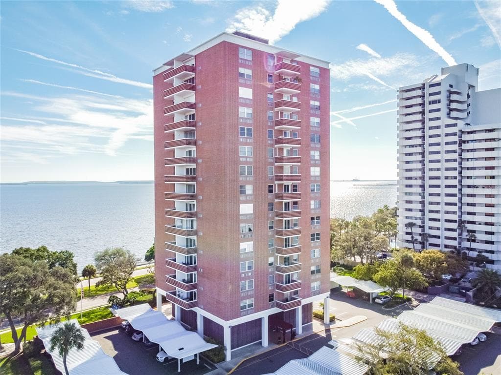 4015 BAYSHORE BOULEVARD UNIT 11A TAMPA, FL 33611
