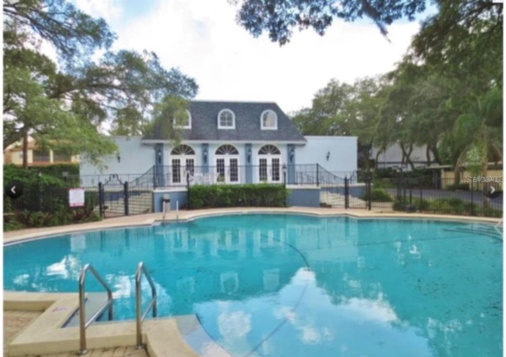 4437 VIEUX CARRE CIRCLE TAMPA, FL 33613