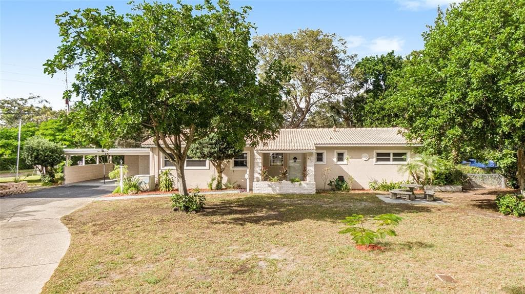 471 PINELLAS WAY S ST PETERSBURG, FL 33707