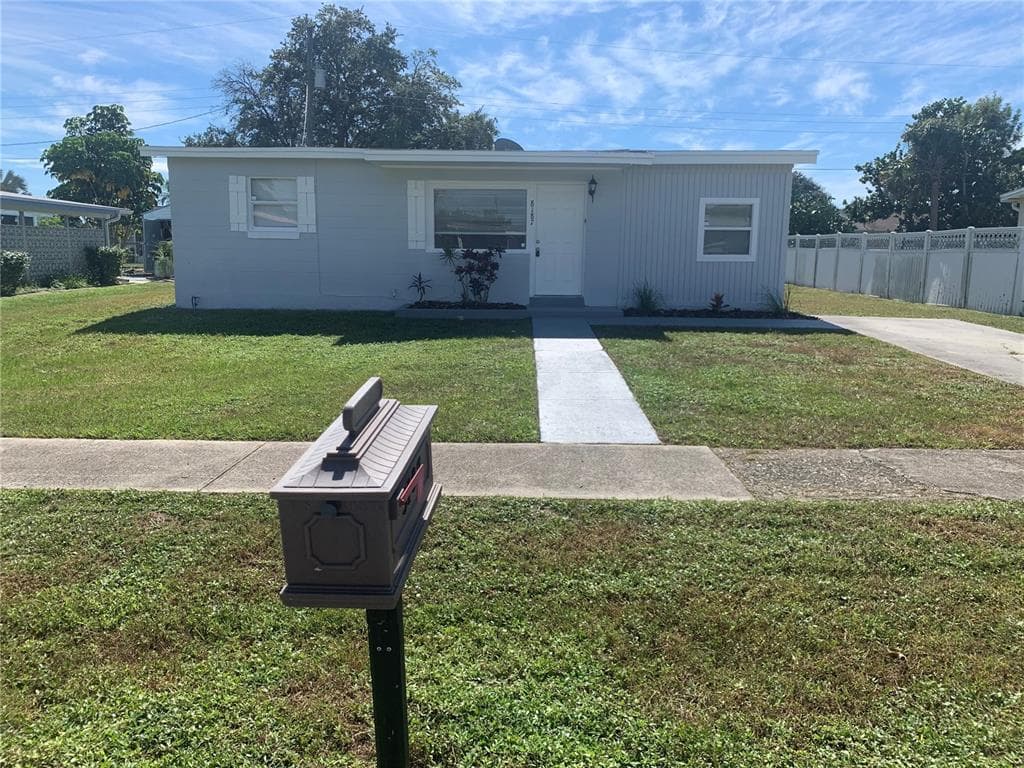 8187 AGRESS AVENUE NORTH PORT, FL 34287
