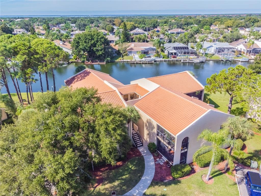 6326 GRAND BAHAMA UNIT C TAMPA, FL 33615