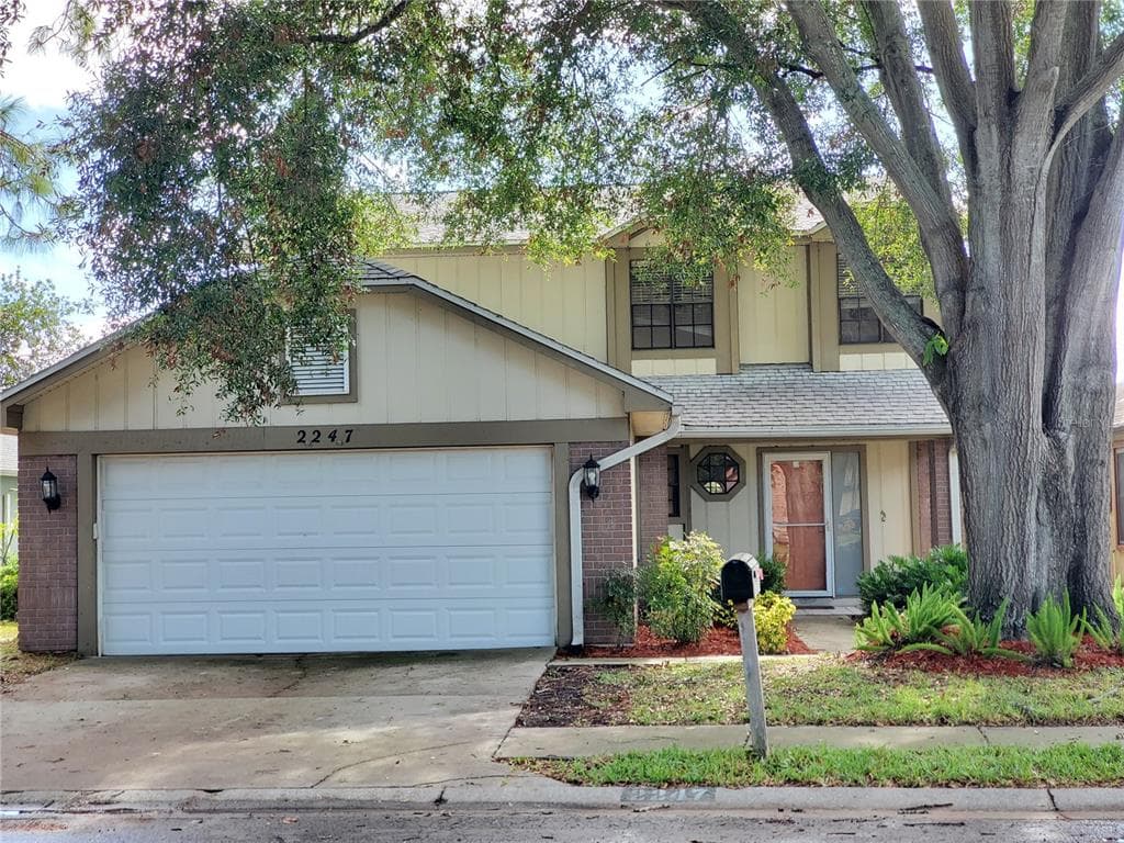 2247 SPRINGRAIN DRIVE