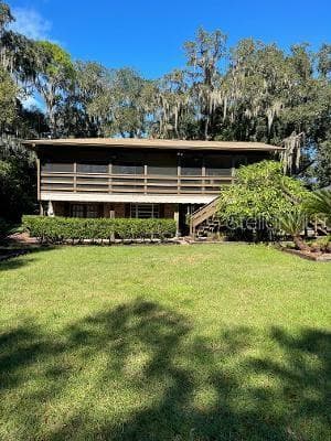 3102 STEARNS ROAD VALRICO, FL 33596