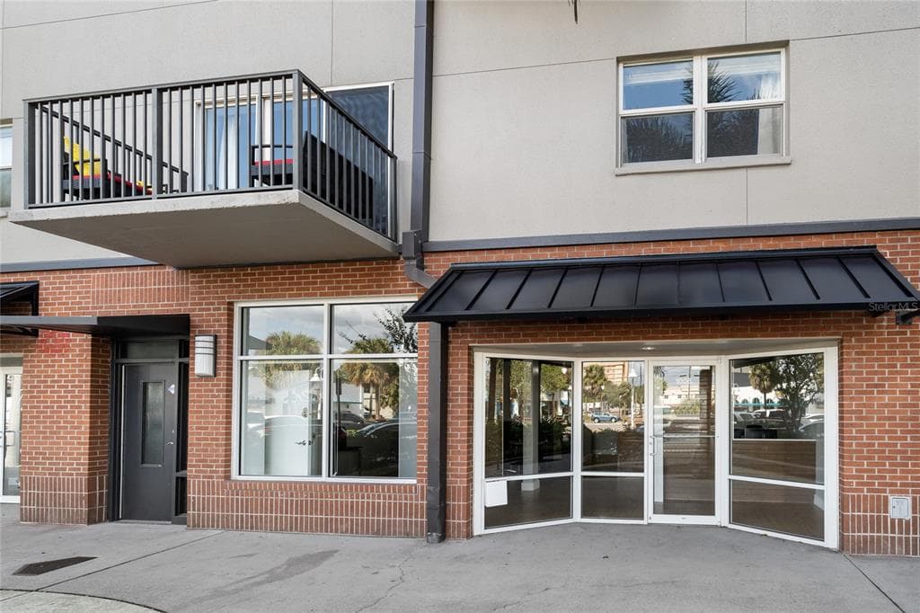 1010 CENTRAL AVENUE N UNIT 106 ST PETERSBURG, FL 33705