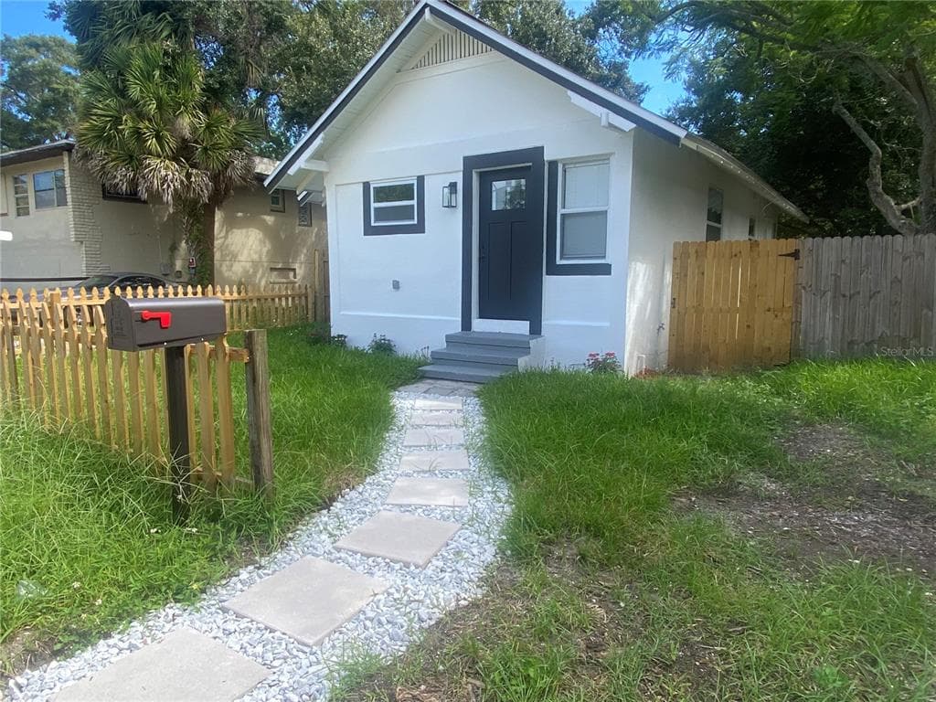2614 6TH STREET S ST PETERSBURG, FL 33705