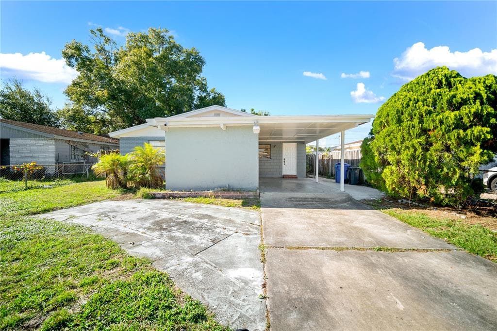 6814 N COOLIDGE AVENUE TAMPA, FL 33614
