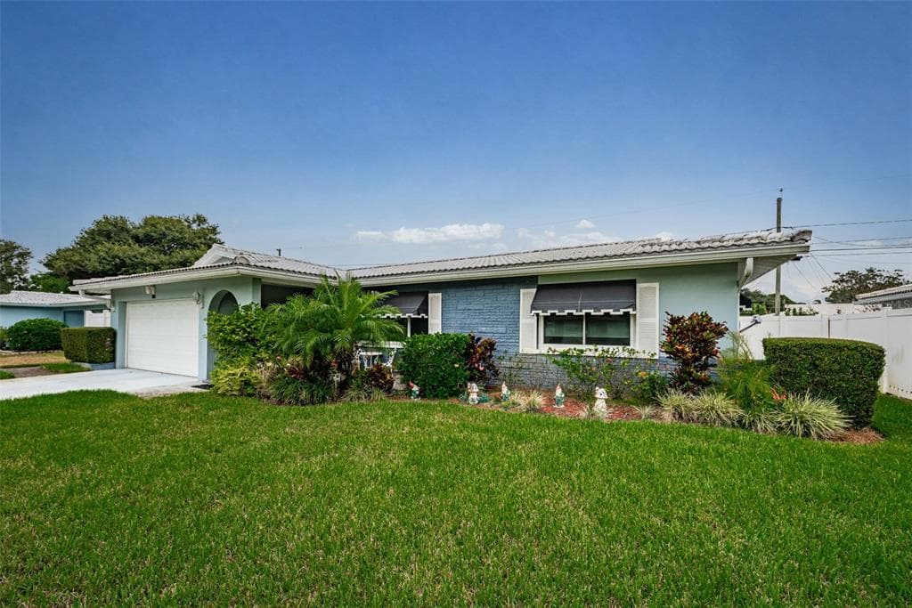 2325 TUDOR LANE CLEARWATER, FL 33763