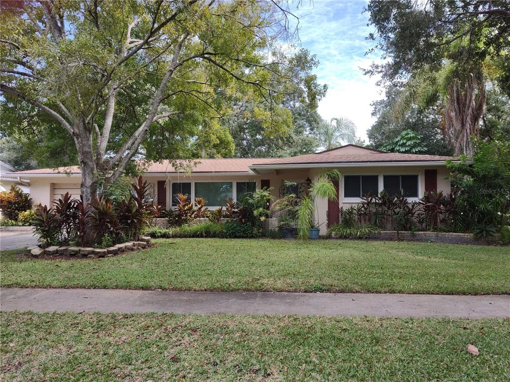 501 E PARK DRIVE