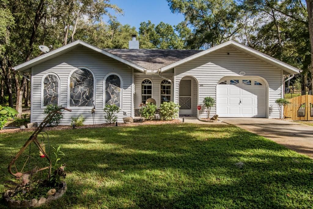 1195 SW SHOREWOOD DRIVE DUNNELLON, FL 34431