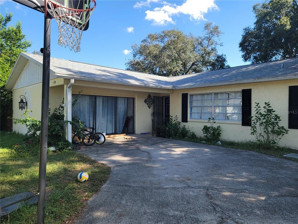 1190 OLDSMAR AVENUE SPRING HILL, FL 34608